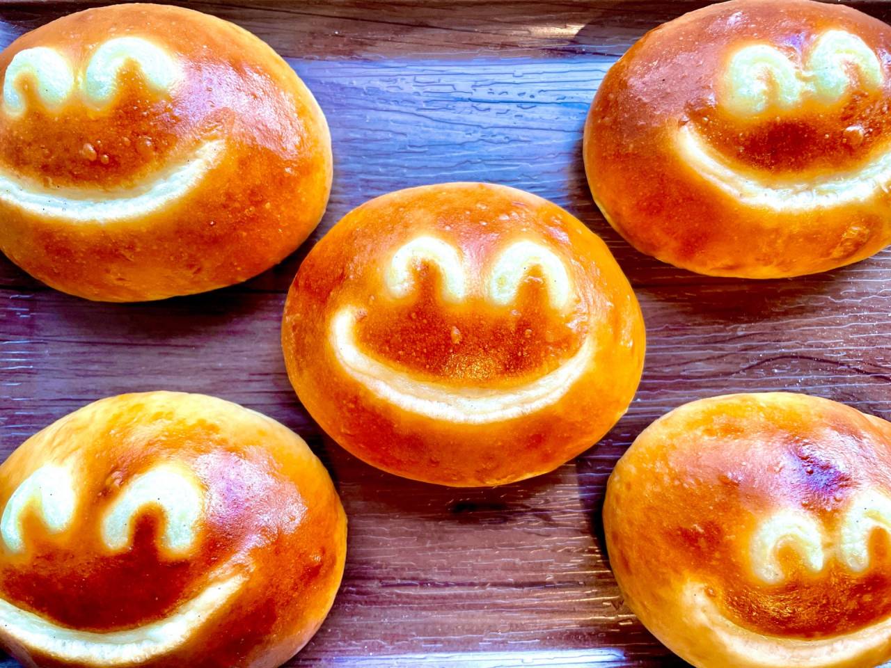 土遊野,どゆうの,東京,パン,ドイツパン,クリームパン,平飼い卵,大田区